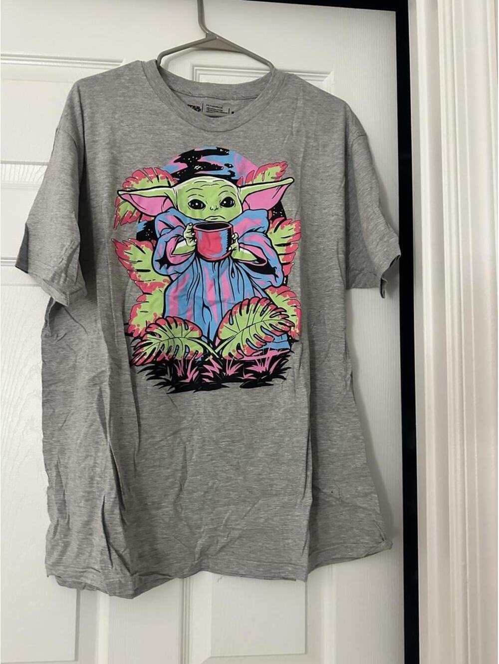 Star Wars Women's Grey and Multi Tshirt